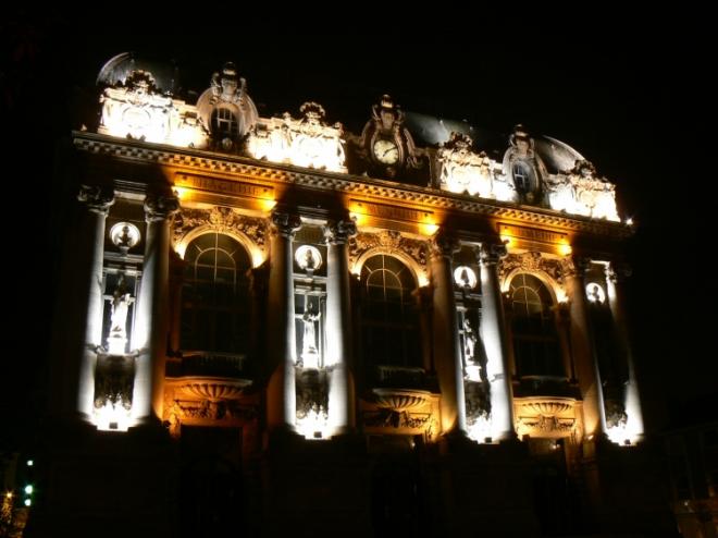 calais-le-theatre-la-nuit-1.jpg