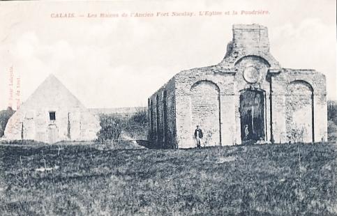 calais-les-ruines-de-l-ancien-fort-nieulay.jpg