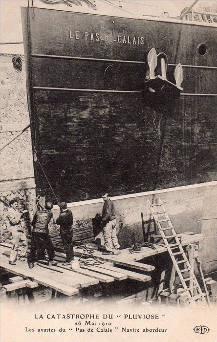Calais le paquebot pas de calais éperonna le pluviose