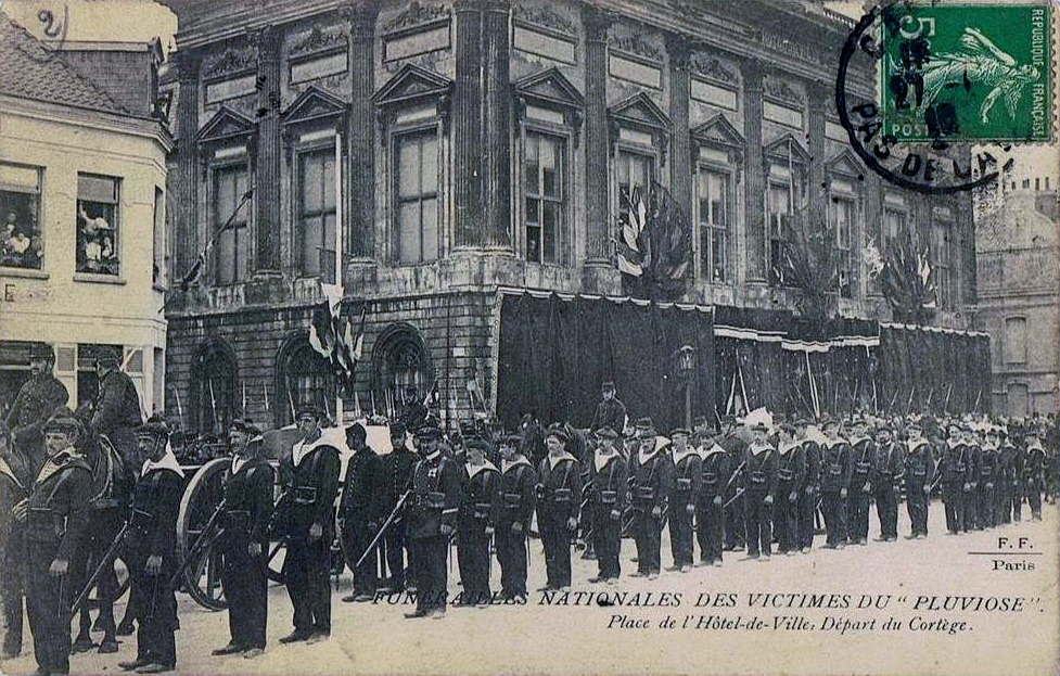 photo Calais funérailles de l'équipage du Pluviose