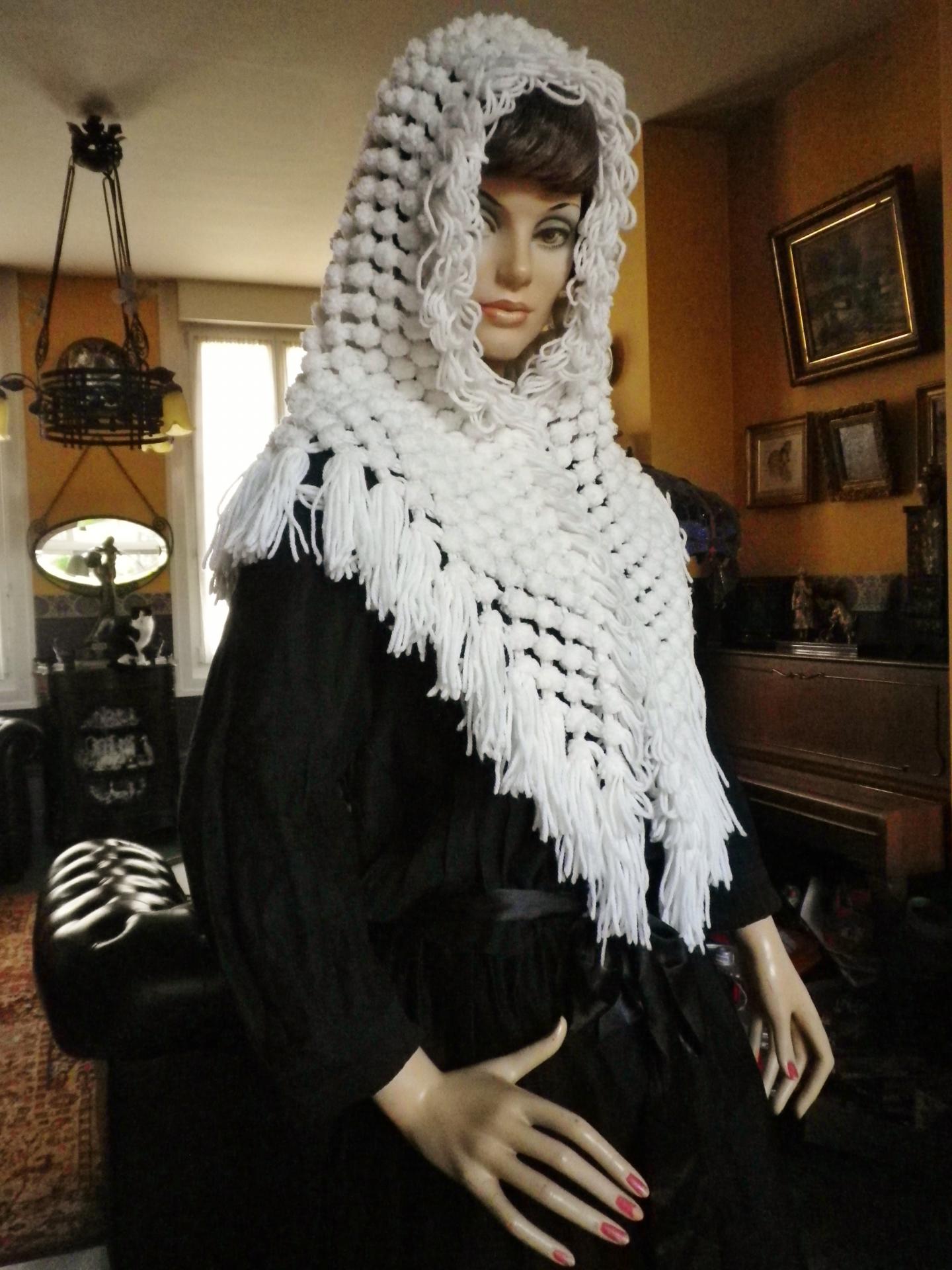 Matelote du courgain coiffee de la bachelite