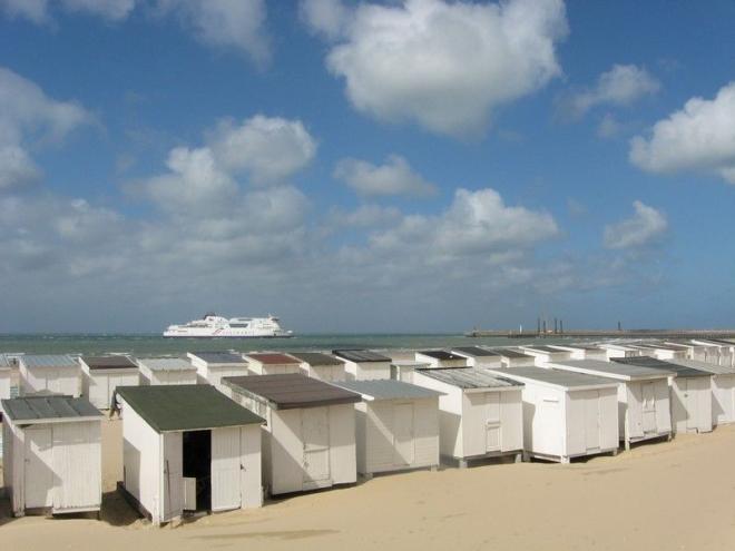 plage-de-calais-l-ete-herve-tavernier-calais.jpg