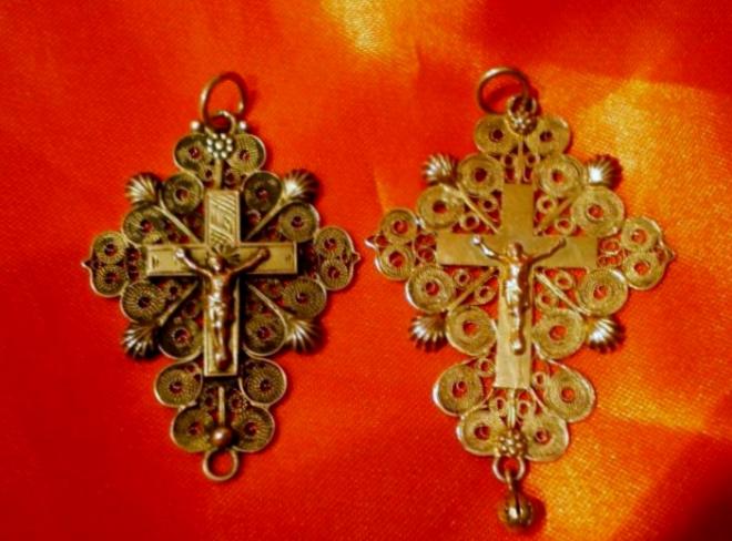 calais-croix-en-or-et-en-argent.jpg