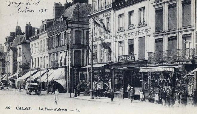 calais-magasins-de-la-place-d-armes.jpg