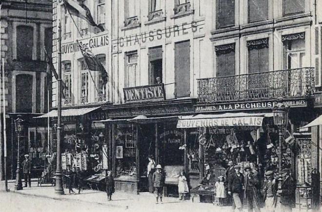 calais-place-d-armes-magasin-gros-plan.jpg